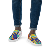 Men’s slip-on canvas shoes: Festive Design