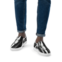 Men’s slip-on canvas shoes
