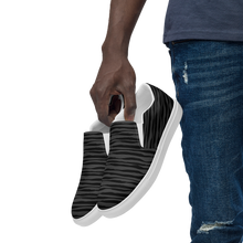 Men’s slip-on canvas shoes